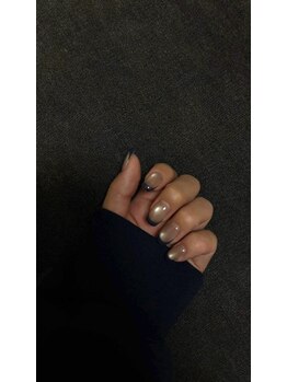 ベルレ(Bellere)/フレンチマグネットネイル￥6800