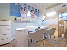 ネイルケアタイム メディカルセンター川越店(NAIL CARE TiME)/待ち合いの一角にあるサロン