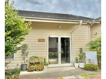 グリーンセラピー(Green therapy)の雰囲気（駐車場から入ってすぐGreentherapyの看板を目印にお越しください）