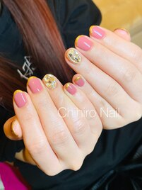 スワロ埋め尽くしネイル