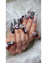 地雷系ネイル
