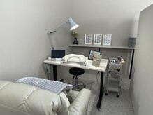 グリッター(GLITTER)の雰囲気（半個室の落ち着いた空間でゆっくりネイルを楽しんで頂けます♪）