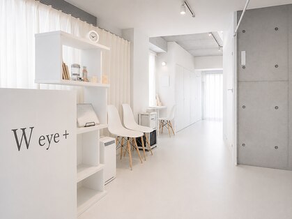 ダブリュー アイプラス 明石店(W eye+)の写真