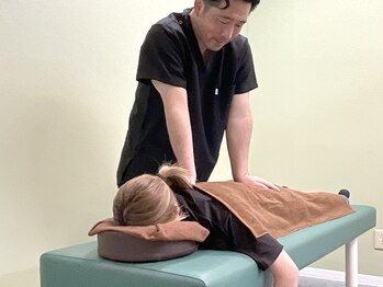 リセット整骨院の写真/つらい腰痛、あきらめないで！丁寧なヒアリングで根本的な原因を探り、一人ひとりに最適な施術をご提案◎