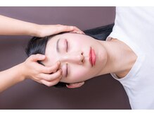 福岡・大濠公園で肩こりをリンパマッサージで改善し美姿勢に導く小顔矯正コルギ専門店/ 美容整体/エステ/リラク/コルギ