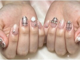 秋のチェックネイル