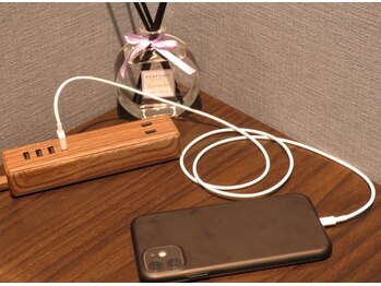 アイビー/９★スマートフォンの充電可能★