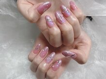 ベビーライオン(BABY LION)/ピンクギラギラネイル♪