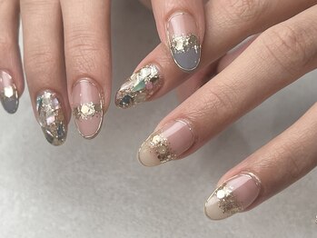 ウルネイルスタジオ(Uru nailstudio)/シェル×フレンチ¥7500