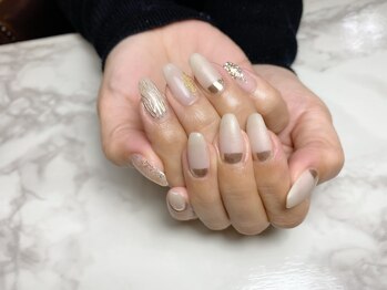 ディルガ ワッセ店(Dilga)/アシメニュアンスネイリスト