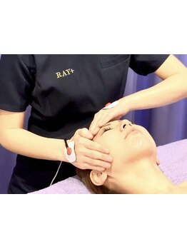 ホウレイ線・たるみ改善！予防ケア