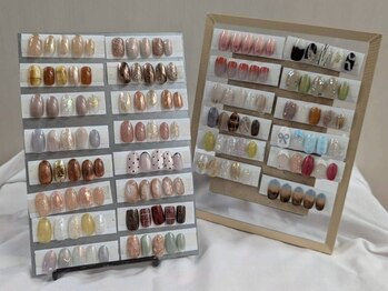 ネイルアンドアイラッシュ クランビー(Nail&Eyelash Crambe)の写真/トレンドを意識した定額デザインを豊富にご用意しております★デザインが決まっていない方にもオススメ♪