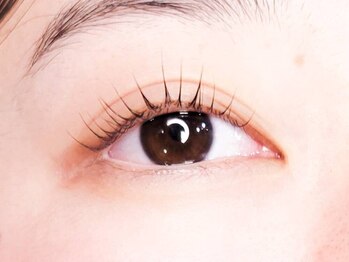 まつやっこの写真/抜群のモチの良さでリピーター多数☆どの角度から見ても美しい目元に仕上げます♪お仕事帰りにも◎