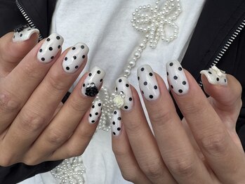 ジェイエフワイネイル(JFY nail)/【もえか】ドットネイル