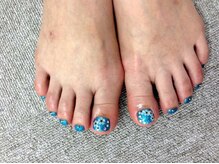 ニーナ(nina)/シンプルなお花ネイル