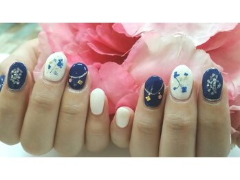 ネイルサロンカリプソ(Nail Salon Calypso 2)/ドライフラワーネイル☆