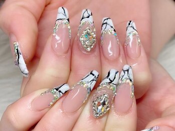 カットアンドスタイル クラウン(Cut & Style Clown)/ジェルやり放題 ［横浜/横浜駅］