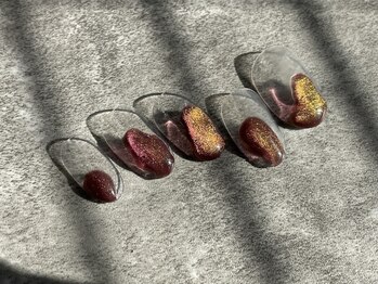 スチャ(s/cha+)/マグネットネイル￥7500 