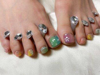 【フットフラワーネイル】