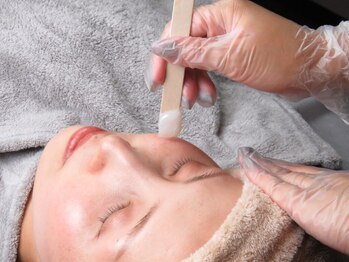 アデル 久留米(ADEL)の写真/【頑固な毛穴の黒ずみケア】余分な皮脂を徹底洗浄してニキビ予防◎くすみを軽減しパッと明るい素肌美人に♪