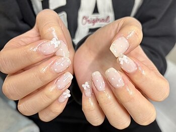 美フレイヤ 四条烏丸店(美FREYJA)の写真/定額デザインでお得にネイルを楽しめる♪自爪のお悩みやデザインなどお気軽にご相談ください♪