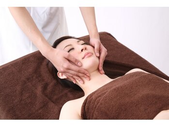 アロマフォーレ 千葉県木更津店(AromaForet)/石膏パックで保湿！化粧のり