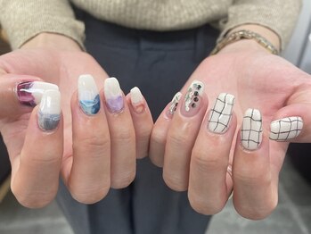 イビズ 新宿店(eviz)/ちぐはぐネイル