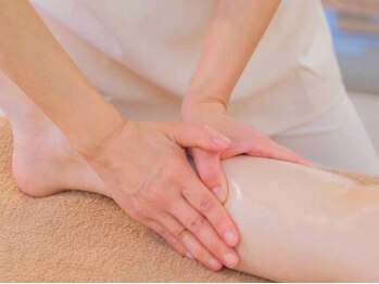 ラフの写真/【女性】施術箇所が選べる!気になる所を重点的に!足のリンパドレナージュ30分+ドライヘッドスパ10分¥3000　