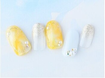 ニュアンスイエロー