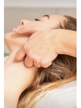 グレース(Grace)/肩甲骨/肩/首/頭の集中コース♪