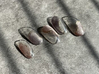 スチャ(s/cha+)/マグネットネイル￥8000