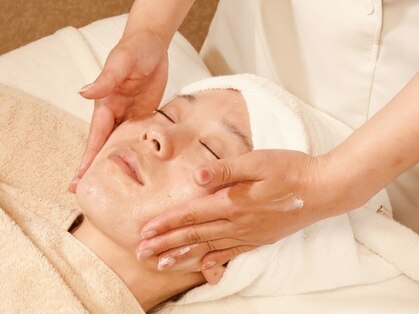 サロンドルポ(salon de repos)の写真