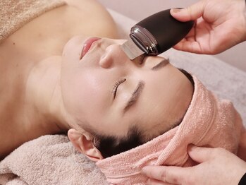 ディオーネ 中野駅前店(Dione)/毛穴洗浄＋小顔コルギ＋お顔脱毛