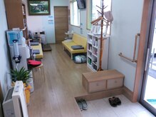 今川鍼灸整骨院の雰囲気(.受付・待合室)