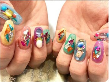 ネイルサロン ティディ(TIDY)/カラフル折り紙ネイル