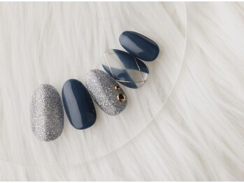 エムスラッシュ センター南(M.SLASH)/アーガイルネイル