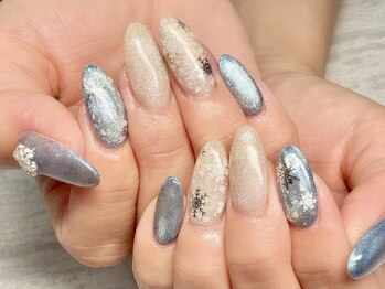 マグネット雪の結晶ネイル