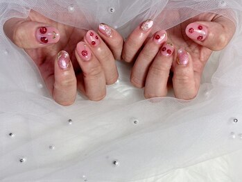 さくらんぼネイル