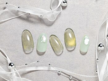 パープルの爪屋/透け感おしゃれカラーネイル