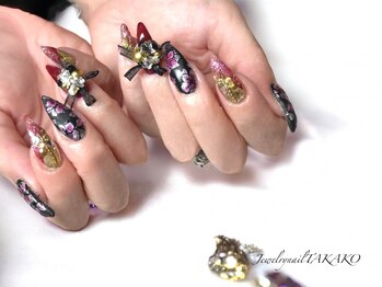 ジュエリーネイル タカコ(Jewelry nail TAKAKO)の写真/【チップ・ジェル共に長さ出しが可能◎】”Jewelry nail TAKAKO”が貴女だけの華やかなお手元をご提供◇+゜