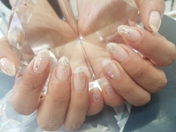 ネイルンデコ (Nailn Deco)の写真/定額¥2780～新規様オフ無料◎プチプラでも可愛い爪先に♪低価格×高技術で仕上がりやモチの良さに大満足