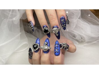 いろこびん 盛岡フェザン店(irokobin)の写真/【派手・ゴテ・可愛い！】派手カワロングネイルが好きな方！