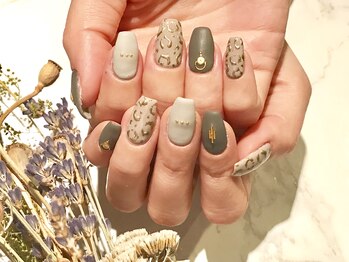 レシャン クラベル(Leschon clavel)/autumn nail◎