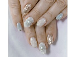 ぷっくりフラワーネイル