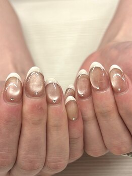 ウズ(UZU)/フレンチネイル