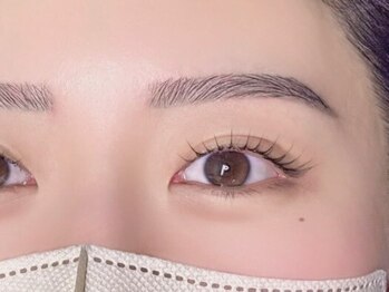 マジックガール 津田沼店(MagiqueGirl)の写真/お顔の印象激変★眉毛の形や濃さ・左右差・眉メイクにお悩みの方に《アイブロウスタイリング》がおすすめ♪