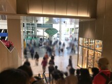 グイット モダン 千葉店(Goo-it! MODERN)/2）エスカレーターを降りて