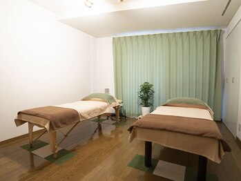 オリーブス(Olives)/ベッド2台の小規模店♪