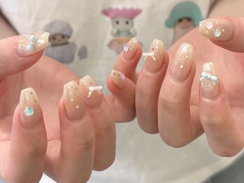 モノ 本通(mono)/リボン×星ネイル