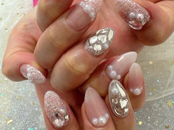 ガーリーネイル